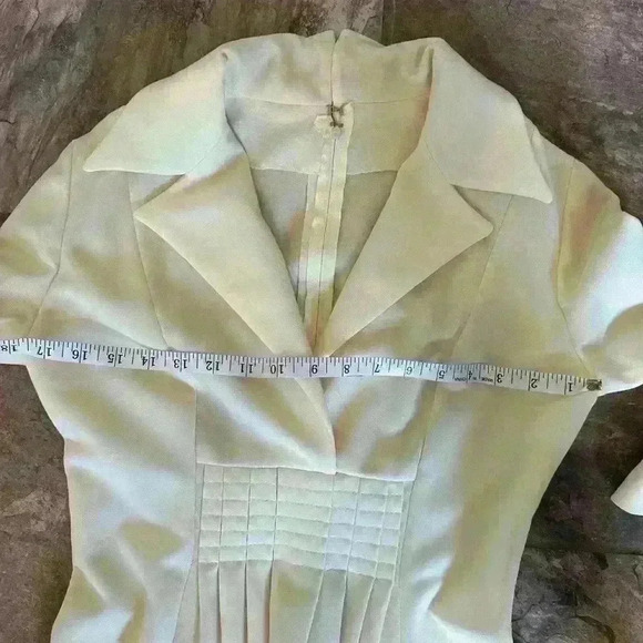 🔥🔥🔥Vintage/authentic/rare Exquisitely Handmade Maxi Dress in Buttercup Yellow - Picture 5 of 10